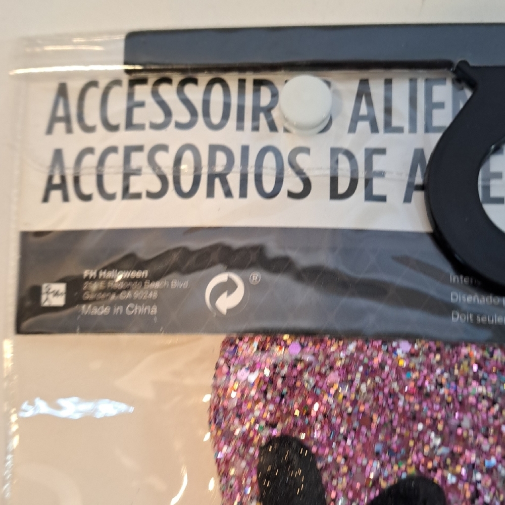 Alien Kit Pink Headband and Choker Set - Picture 9 of 9